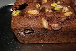 Фото рецепта: Шоколадный хлебец с фисташками