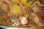 Фото рецепта: Кролик тушеный с овощами