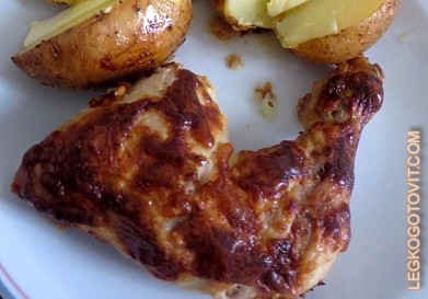 Фото рецепта: Куриный окорочок с сырной корочкой