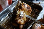 Фото рецепта: Жареная курица с медом и чесноком