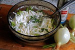 Фото рецепта: Салат из дайкона со сметаной