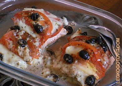 Фото рецепта: Семга с моцареллой и помидорами