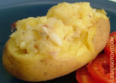 Фото рецепта: Картофель, фаршированный сыром