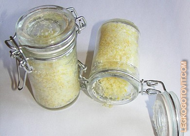 Фото рецепта: Ароматная лимонная соль