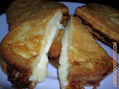 Фото рецепта: Горячие бутерброды с моцареллой