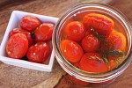 Фото рецепта: Квашеные помидоры с горчицей