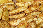 Фото рецепта: Вкусный хрустящий запеченный картофель