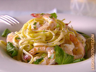 Фото рецепта: Спагетти с креветками и лимонным соком